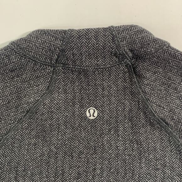 Lululemon 2 Womens Think Fast Long Sleeve Tee Herringbone Gray Gym Running - Picture 7 of 10